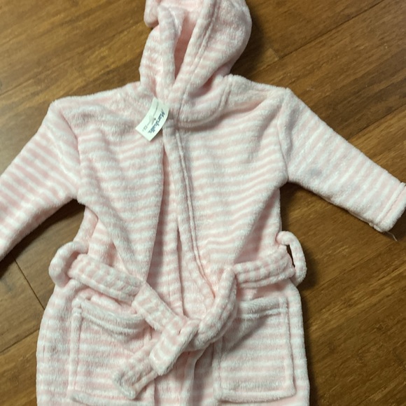 NWT Modern Baby Soft Pink Striped Baby Robe 0-9 Months - Picture 7 of 9